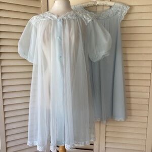 Vintage Shadow Line Powder Blue Peignoir Set